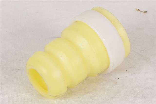 SUSPANSIYON TAKOZU ON RENAULT MEGANE IV 15 TALISMAN 15 SCENIC IV 15