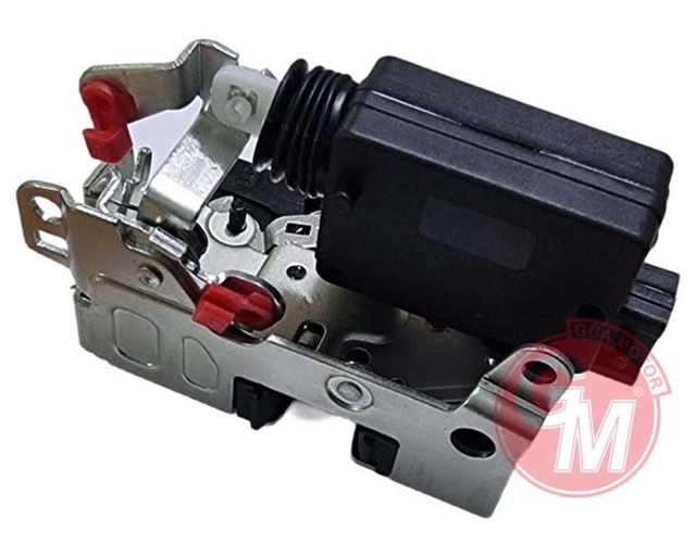 ARKA KAPI KILIDI SOL MOTORLU DACIA SANDERO