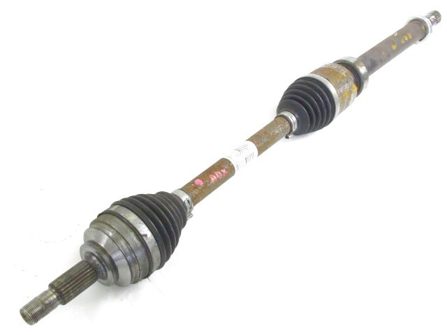 ON AKS SAG CLIO IV 13