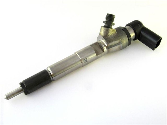 ENJEKTOR RENAULT MEGANE III 09 FLUENCE 09 DACIA DUSTER 10 NISSAN JUKE 10 QASHQAI 10 1.5DCI K9K EURO 5