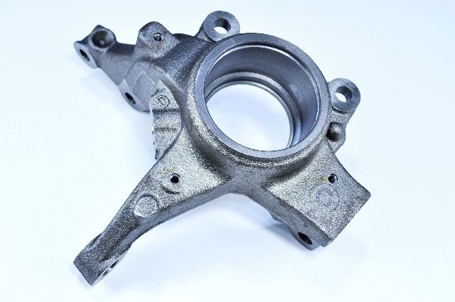 CLIO V AKS TASIYICI ON SAG