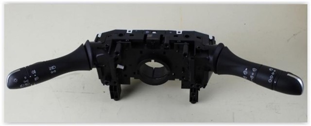 FAR SINYAL KORNA SILECEK KOLU KOMPLE ARKA SILECEKLI MGN 4 - KADJAR