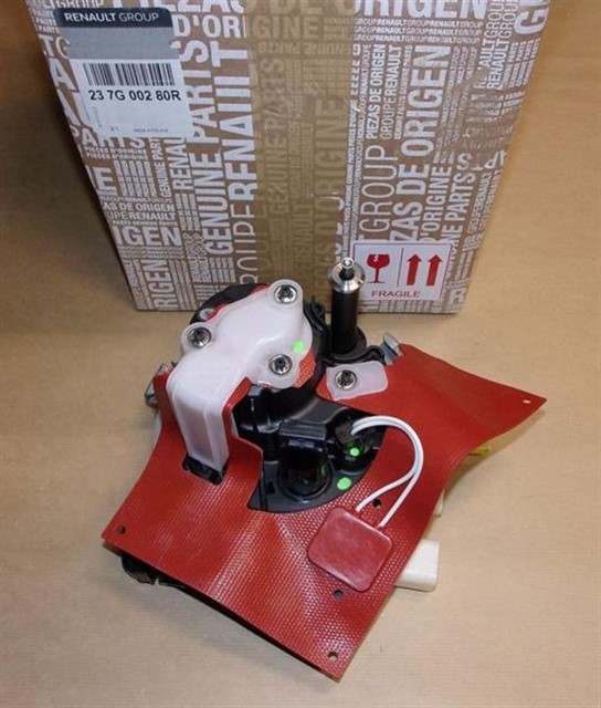 ADBLUE POMPASI RENAULT MEGANE IV 16 SANDERO II