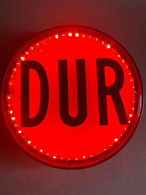 DUR LEVHASI LED ISIKLI SERVIS ARACLARINA UYGUN STOP LAMBASI