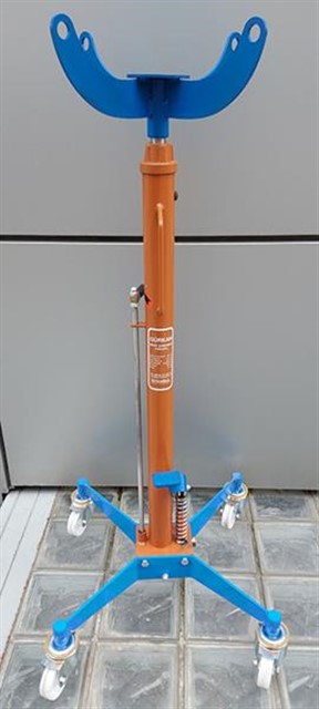 DIKEY SANZIMAN KRIKOSU 500KG TERS CEVRILEBILEN BASLIK ASGARI YUKSEKLIGI 1130MM MAKSIMIM YUKSEKLIK 1960MMM TERS CEVRILEBILEN BASLIK SANZUMAN YAYLAR YAKIT DEPOI EGZOZ BORU MONTAJ VS.ISLE HIRDAVAT