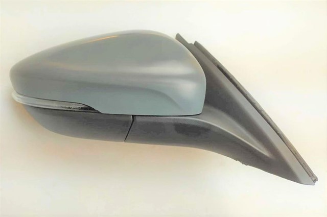 DIS DIKIZ AYNASI ELEKT KATL ISITMALI SINYALLI ASTARLI ALT AYDINLATMALI BLIS SAG FOCUS 2018 - 