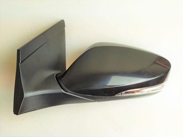 DIS DIKIZ AYNASI ELEKT KATL ASTARLI SINYALLI SOL I30 2013 - 