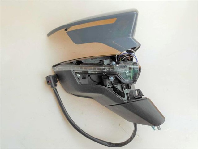 DIS DIKIZ AYNASI ELEKT KATL ISITMALI ASTARLI SINYALLI SAG LEON 2013 - 