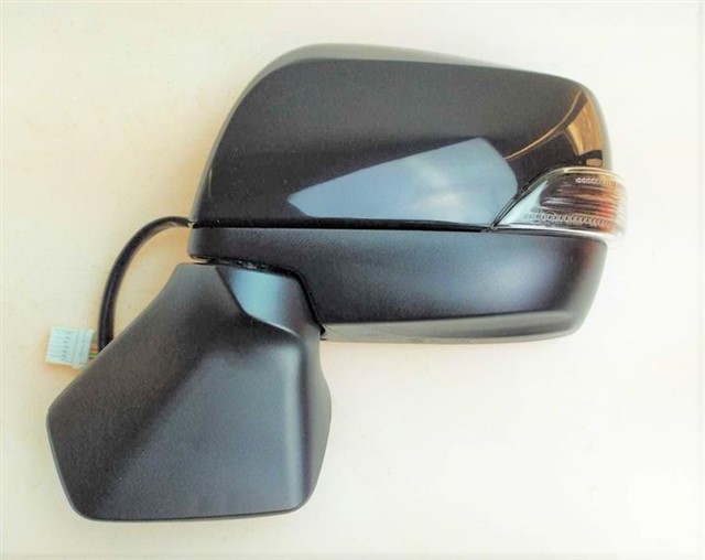 DIS DIKIZ AYNASI ELEKTRIKLI SINYALLI ASFERIK SOL FORESTER 2013 - 