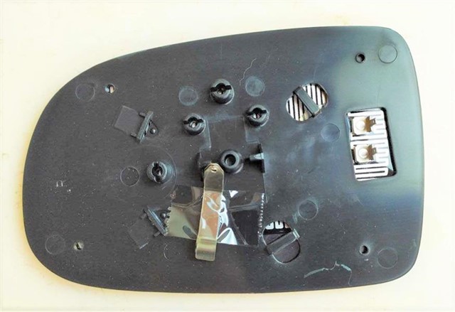 DIS DIKIZ AYNA CAMI ISITMALI SAG CORSA C 00 - 06