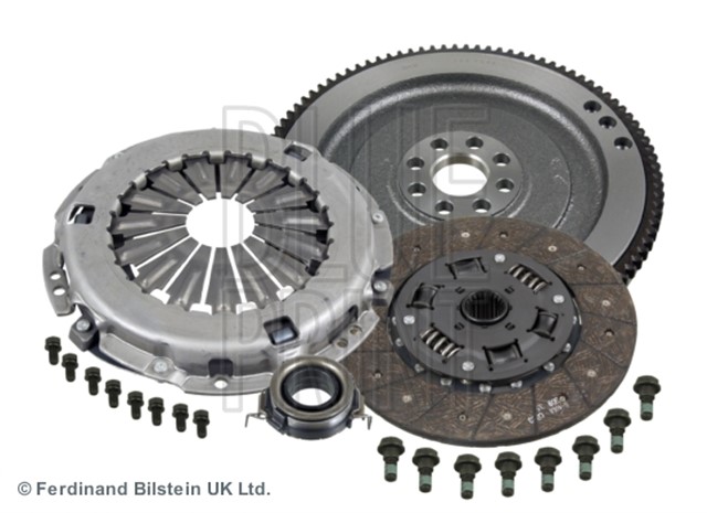 DEBRIYAJ SETI CIFT KUTLELI VOLANDAN TEK KUTLELI VOLANA GECILMESI TOYOTA AVENSIS 2000 - 03