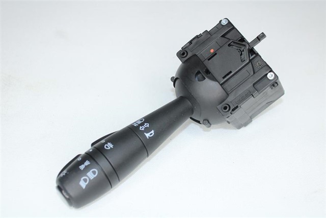 X FAR SINYAL KUMANDA KOLU CLIO IV - LOGAN II - SANDERO II - DOKKER - LODGY 12 - SISSIZ