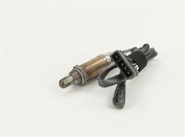 OKSIJEN SENSORU CORDOBA 1.4I - 1.6I 94 - 99 IBIZA II 1.0I - 1.3I - 1.4I - 1.6I 93 - 99