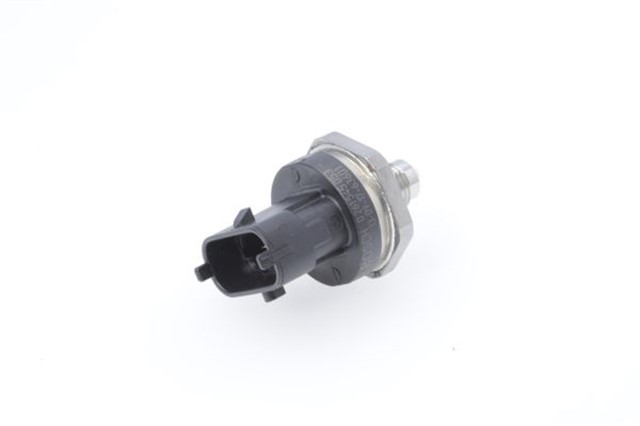 BASINC SENSORU ALFA ROMEO 156 02 - 05 - GT 03 - 10 - GTV 03 - 05 - SPIDER 03 - 05 2.0JTS 0261545011 - 0261545001