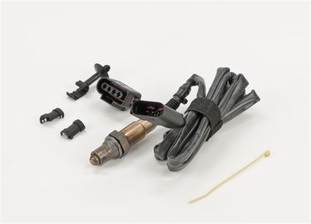 LAMBDA SENSORU LEON 2.8 02 - 04