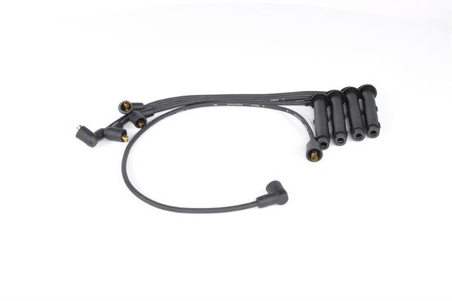 BUJI KABLOSU SILIKON SET B 748