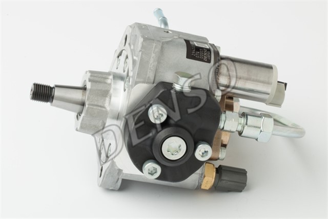 COMMON RAIL PUMP TOYOTA DYNA 01 - 