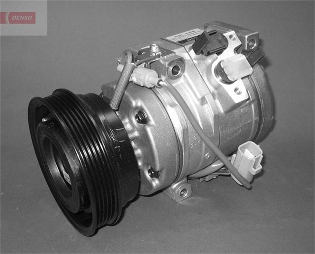 COMPRESSOR. AIR CONDITIONER TOYOTA AVENSIS 97 - 03