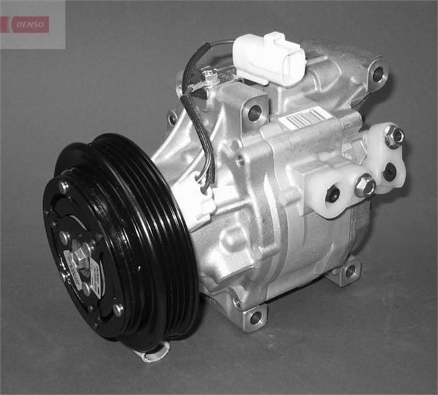 COMPRESSOR. AIR CONDITIONER TOYOTA ECHO 99 - 05