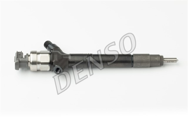 COMMON RAIL INJECTOR TOYOTA AVENSIS 03 - 09