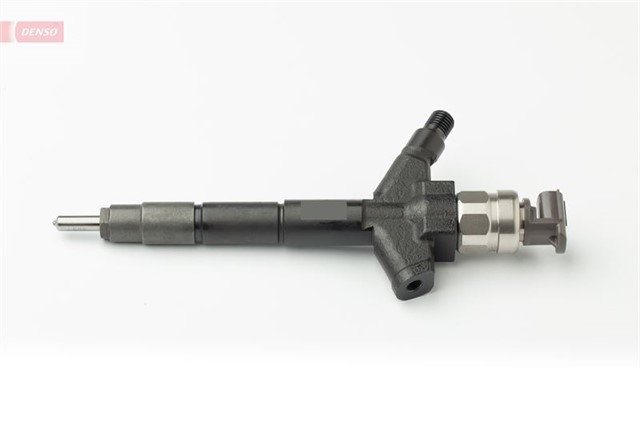 COMMON RAIL INJECTOR NISSAN NAVARA D22 97 - 