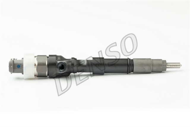 COMMON RAIL INJECTOR TOYOTA LAND CRUISER / PRADO J120 02 - 10