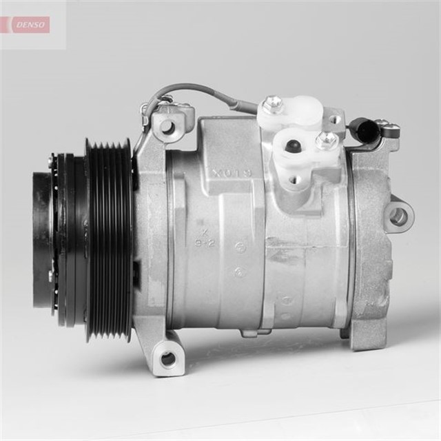 COMPRESSOR. AIR CONDITIONER MERCEDES - BENZ SPRINTER 5 - T 905 01 - 