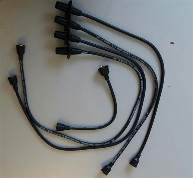 BUJI BOBIN KABLO TK VOLKSWAGEN BEETLE KEAFER KAPLUMBAGA 1200 - 1302 - 1300 - 1303 60 - 75 BOSCH:998200001