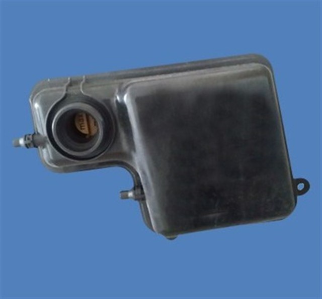 YEDEK SU DEPOSU BMW E65 E66