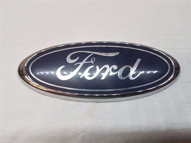 ARMA: FORD OVAL 7226883 FIESTA 1995 - 2001