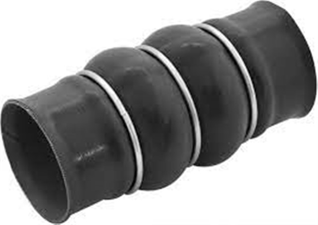 RADYATOR UST HORTUMU CONNECT 1.8TDCI 02 13