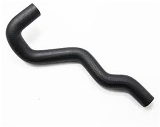 RADYATOR UST HORTUMU 1.6