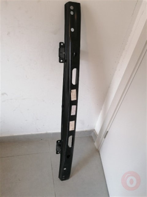 DEMIR TAMPON ARKA VW T5 2004