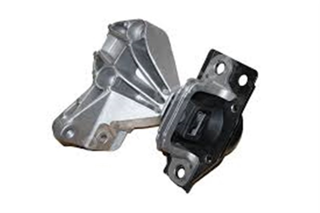 MOTOR TAKOZU SAG UST JUKE 1.5DCI - 1.6 - 1.6DIG - T 2WD - 4WD 10 PULSAR HB C13 1.5DCI - DIG - T 15