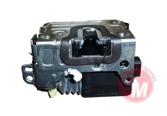 ON KAPI KILIDI SAG DACIA DUSTER - LOGAN