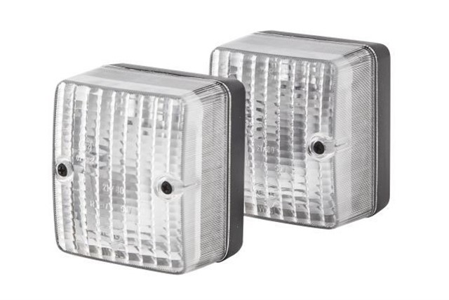 PARK LAMBASI UNIVERSAL CV 2929704 - 2929704 - 996012051 - - - - - - - - - 