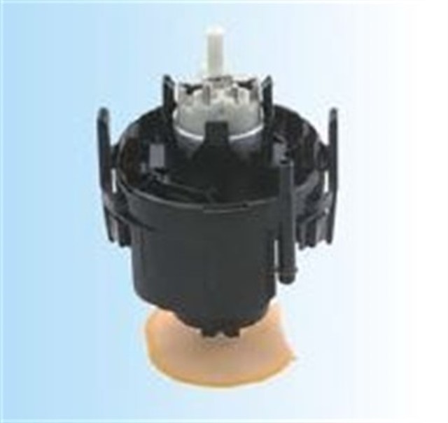 YAKIT POM - BMW 5 E34 518I 525I