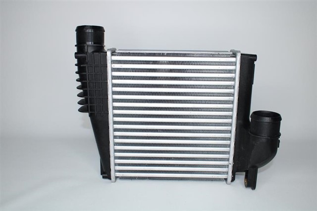TURBO RADYATORU INTERCOOL ASTRA L 21 CORSA F 20 COMBO E - VIVARO C - GRANDLAND - ZAFIRA LIFE 19 P208 19 P308 14 P508 19 P3008 - P5008 17 RIFTER - PARTNER - JUMPY III - BERLINGO 17 C4 1.2 - 1.5 - 1.6 - 2.0