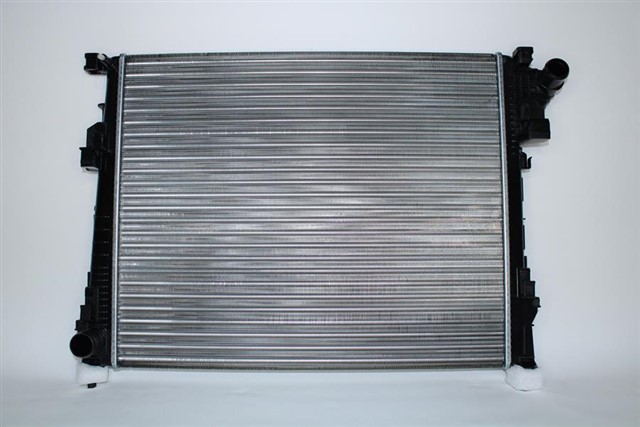 SU RADYATORU DUZ R.TRAFIC 2.0 - YENI KASA