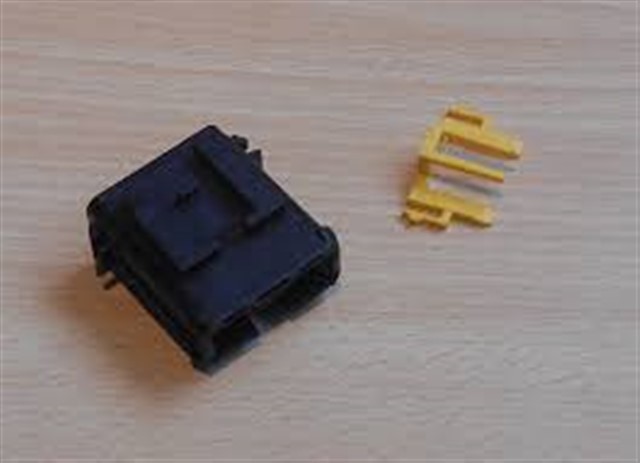 0101005 SIGORTA KUTUSU MAXI