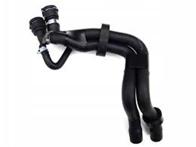 RADYATOR SU HORTUMU CIFTLI PETEGE GIREN GOLF4 - BORA - OCTAVIA - LEON - A3 BFQ 1.6 01 - 04